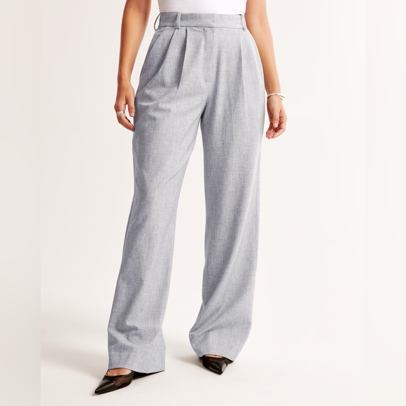 Abercrombie & Fitch Gray Wide Leg Pants - Picture 1 of 16